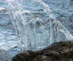"Водяний привид" (Крим, травень 2008, біля мису Айя) "Водяний привид" (Крим, травень 2008, біля мису Айя)