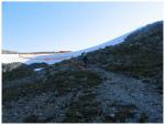 Фото 5.20 траверс достаточно крутого снежника (до 30-40 градусов) перед выходом на перевал