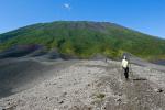 траверс кратера Отважный вулкана Тятя
