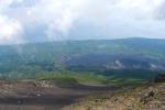 путь подъёма к кромке кальдеры вулкана Тятя