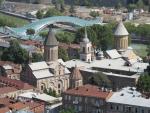 Тбилиси. Храмы и крылатый мост