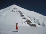 Марина Рубан на фоні гори Тетнульді